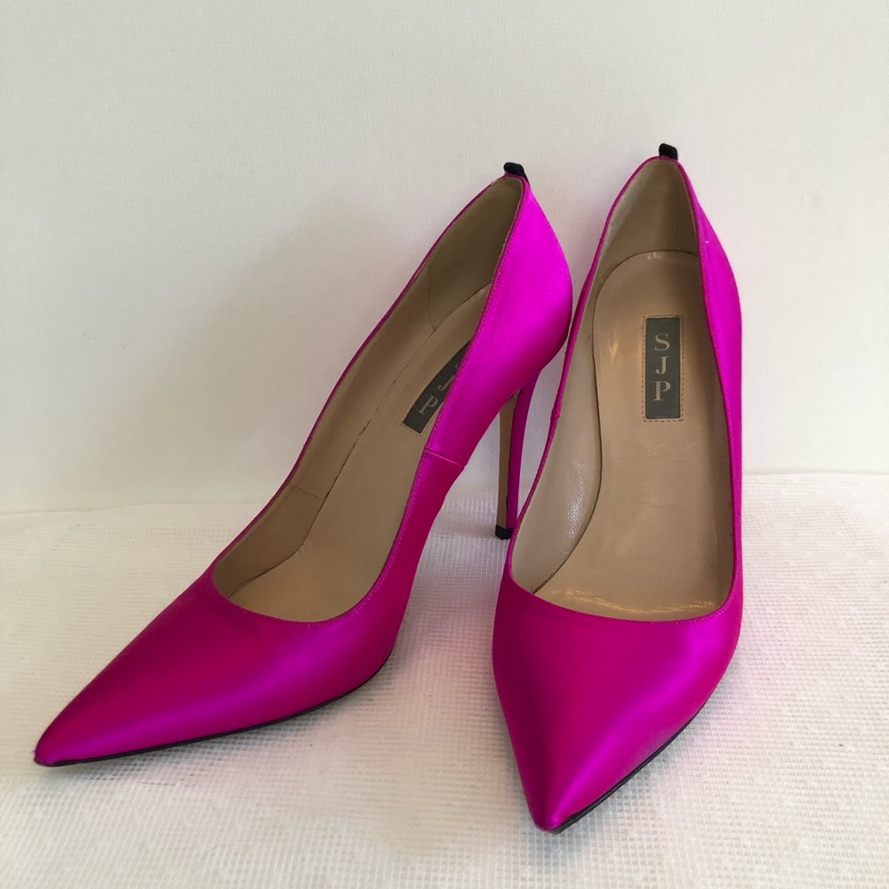 SJP by Sarah Jessica Parker
Fawn Satin Pumps